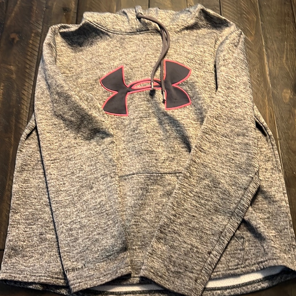 Girls under armor hooded sweatshirt